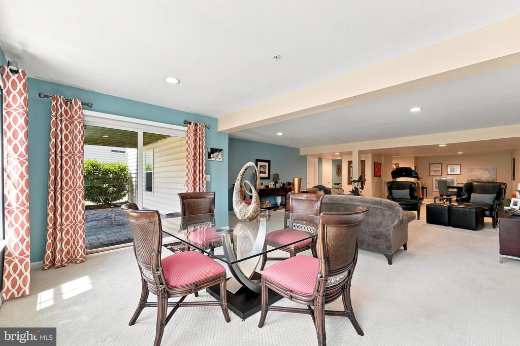 117 MUSTANG WAY