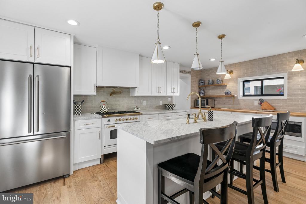 41 BELMONT AVENUE
