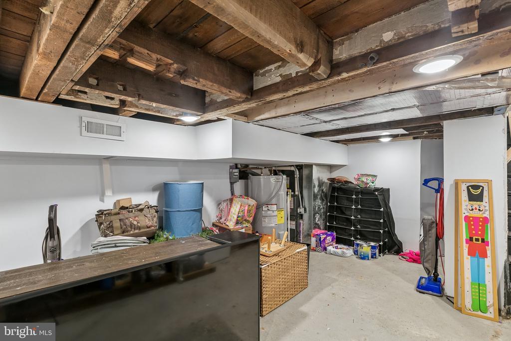 41 BELMONT AVENUE