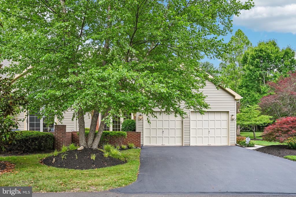 175 HUNTER COURT