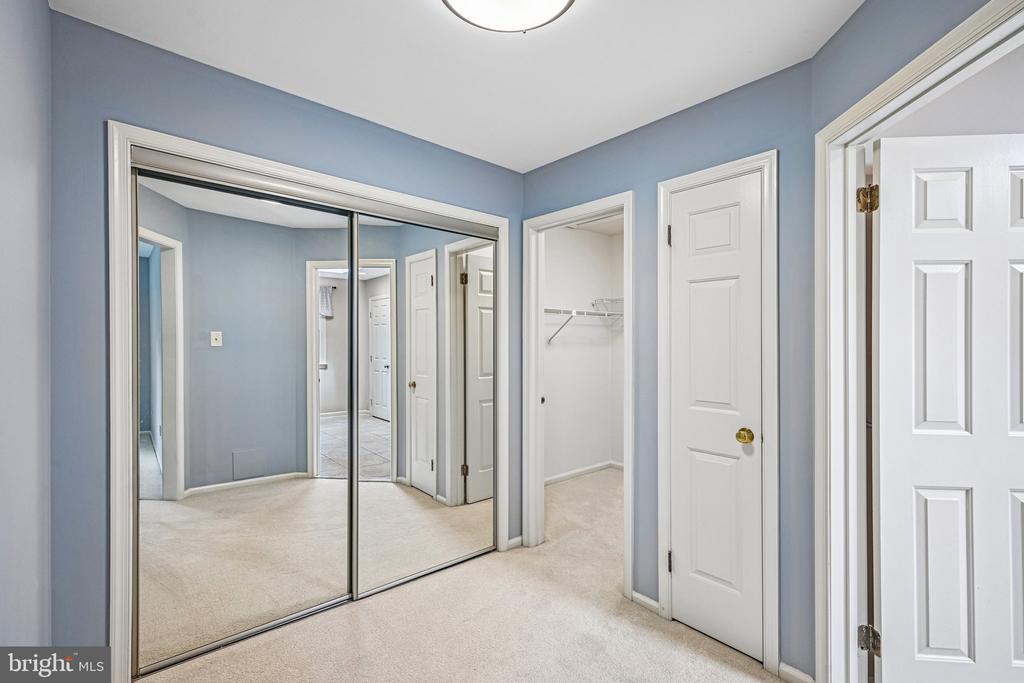 175 HUNTER COURT