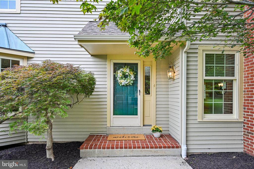 175 HUNTER COURT