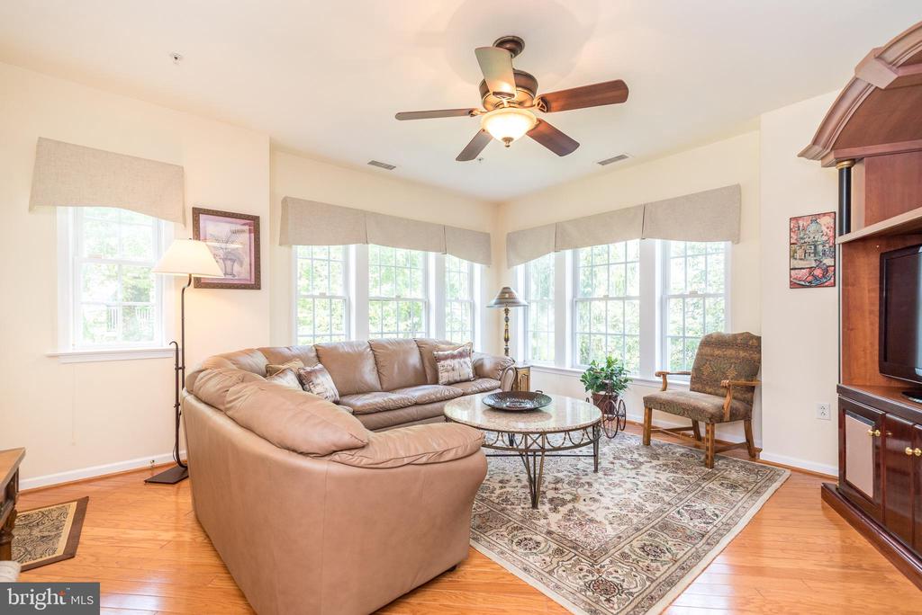 2101 LILAC COURT