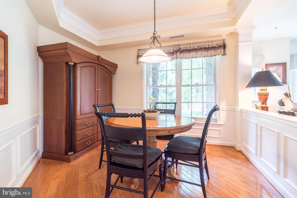 2101 LILAC COURT