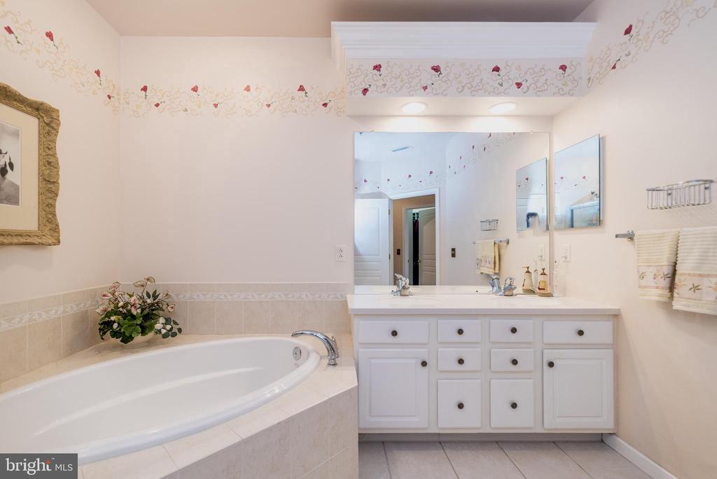 2101 LILAC COURT