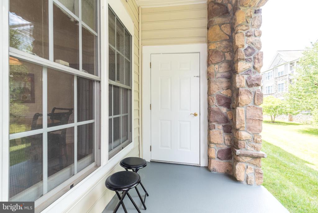 2101 LILAC COURT
