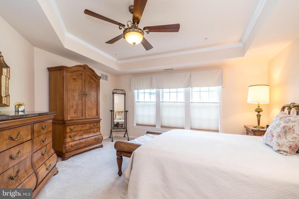 2101 LILAC COURT