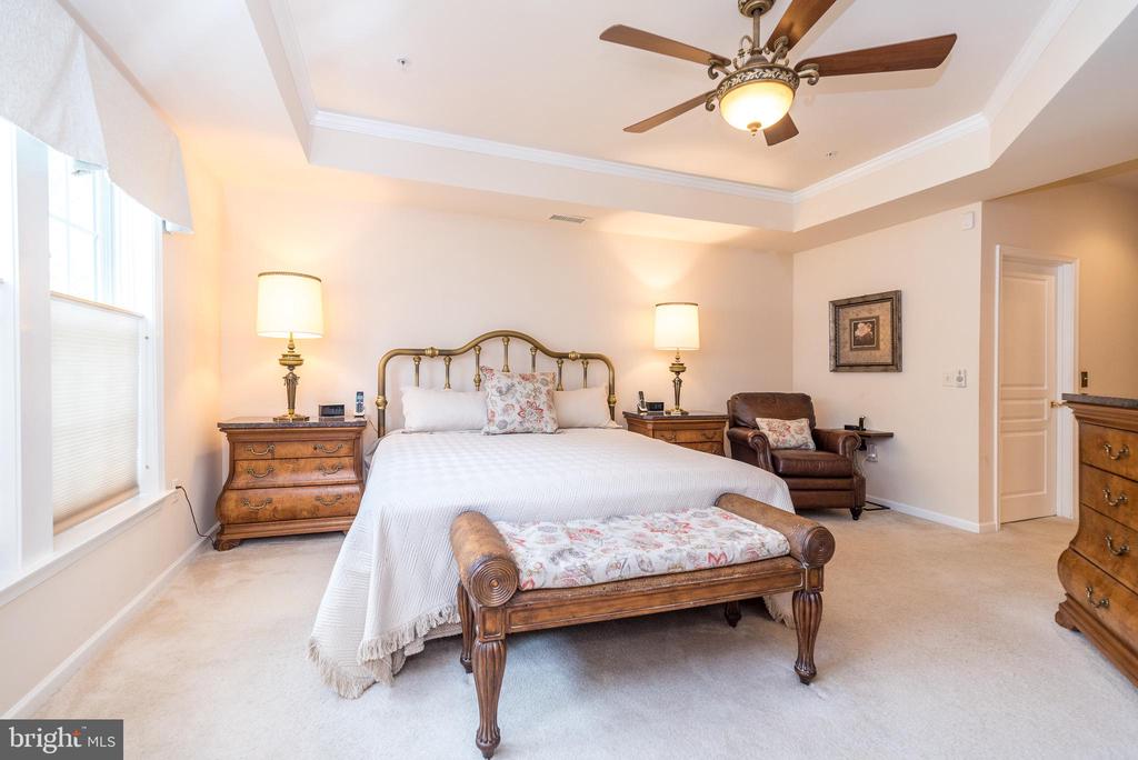2101 LILAC COURT
