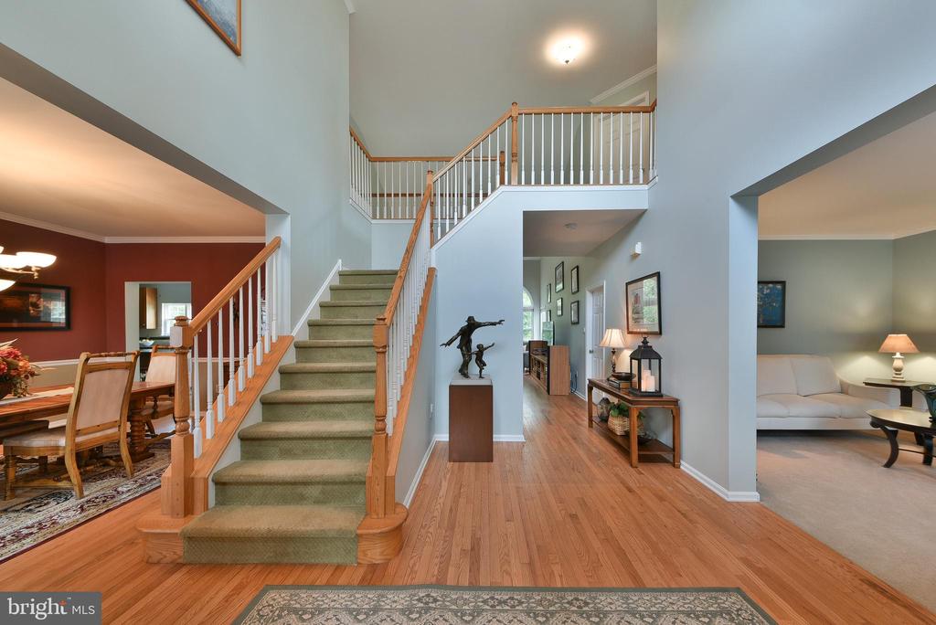414 FOREST LANE