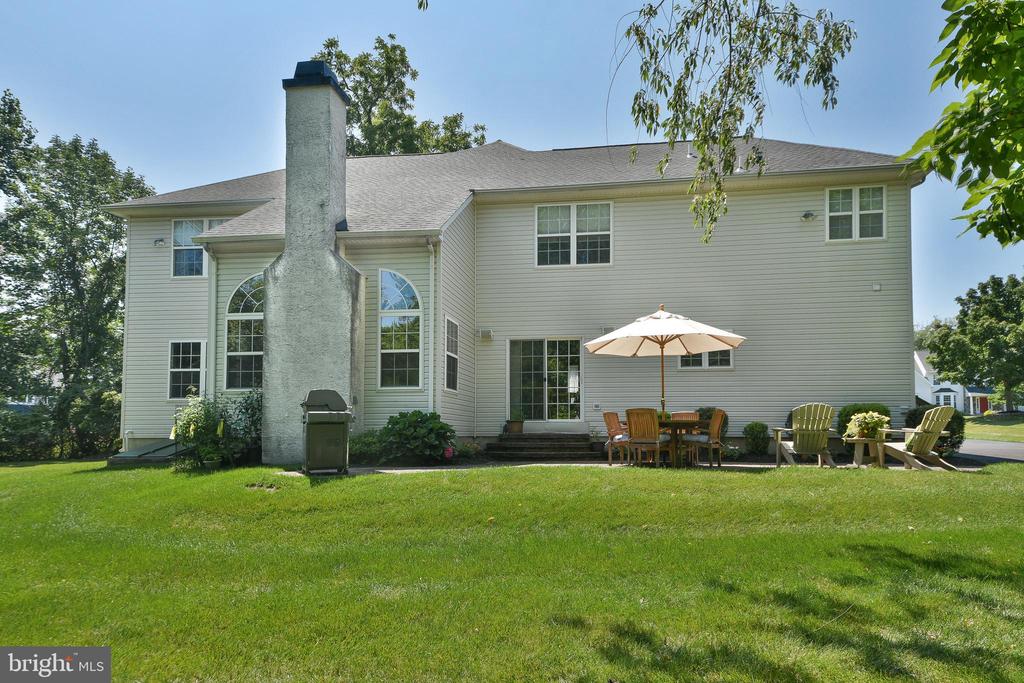 414 FOREST LANE
