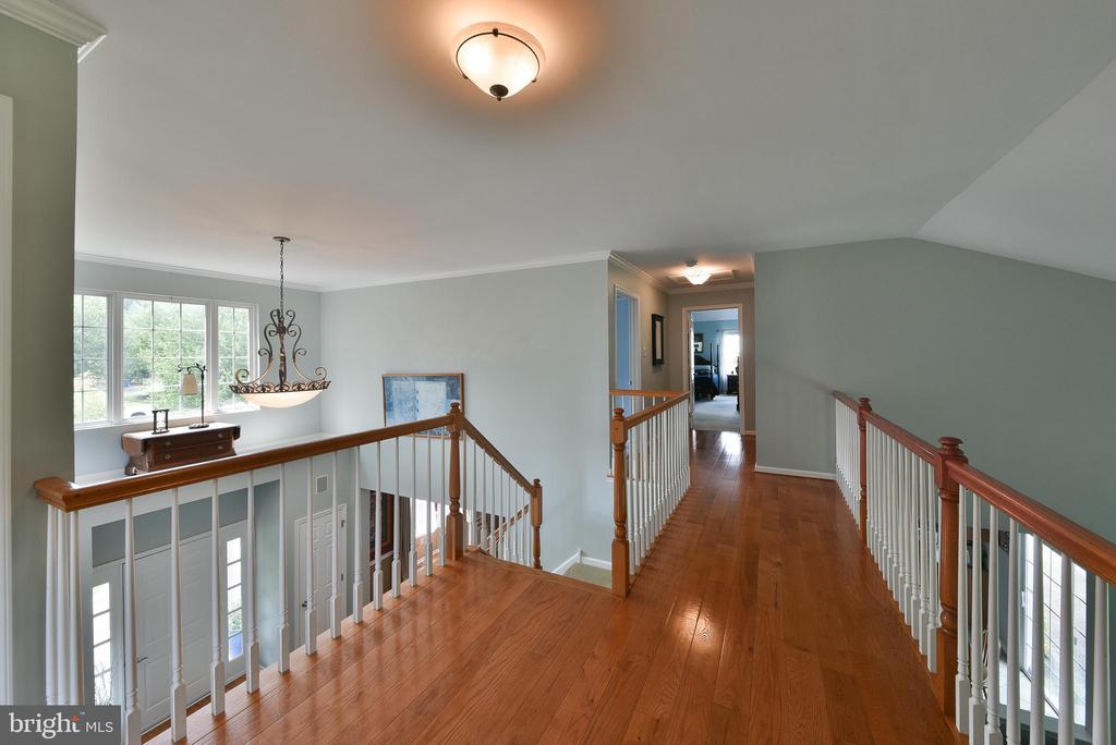 414 FOREST LANE