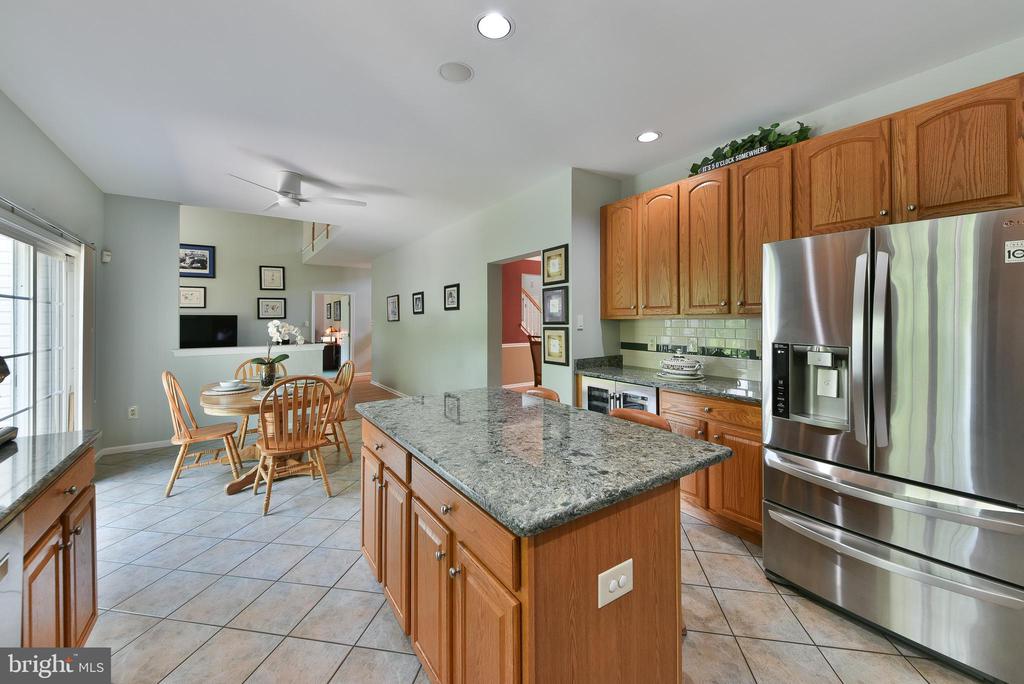 414 FOREST LANE