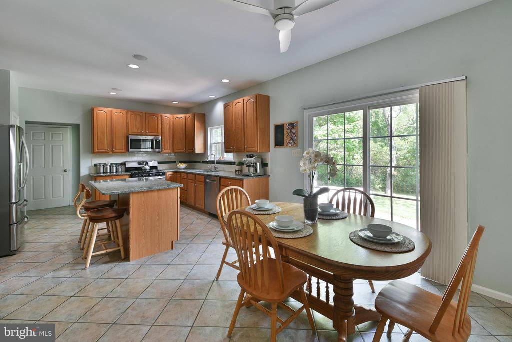 414 FOREST LANE
