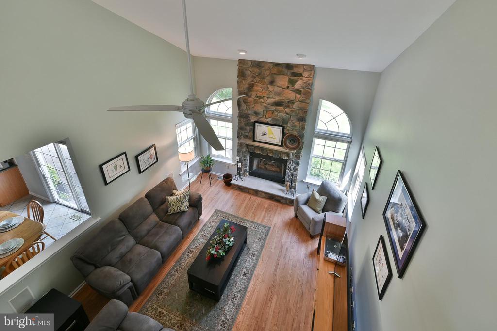 414 FOREST LANE