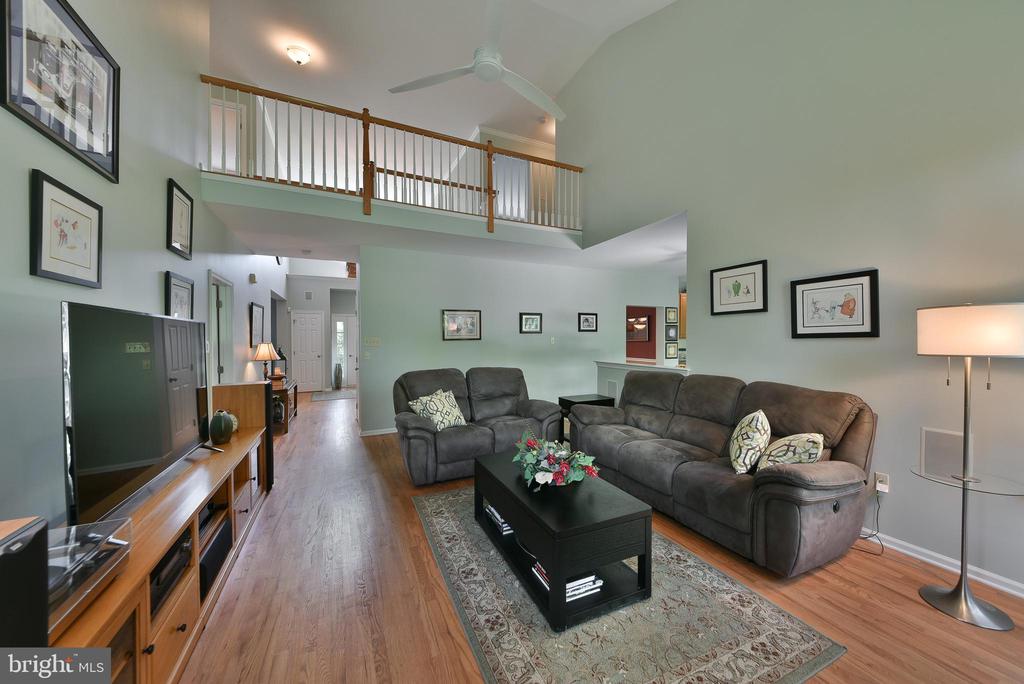 414 FOREST LANE