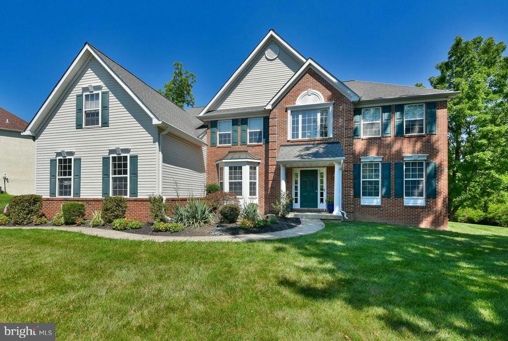 414 FOREST LANE