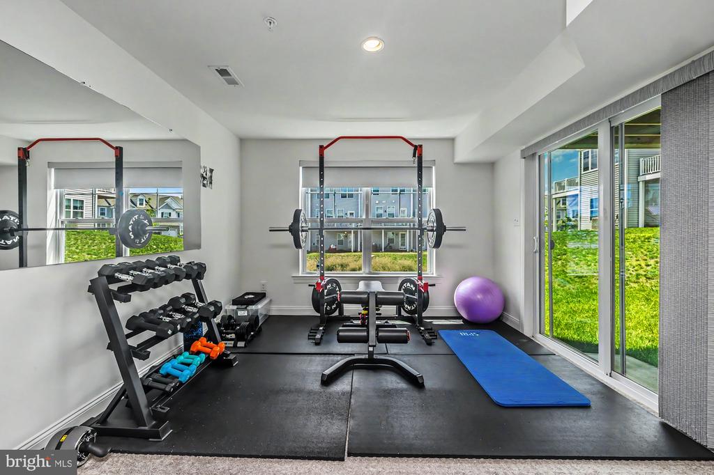 104 LARRABEE WAY