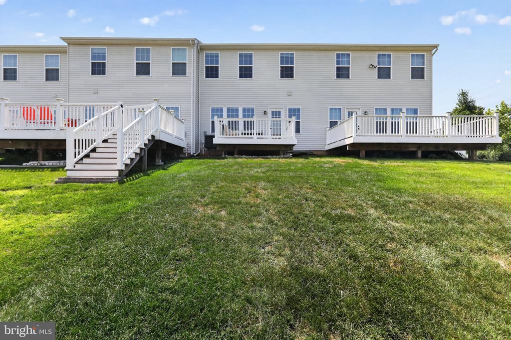 1551 EMILY COURT