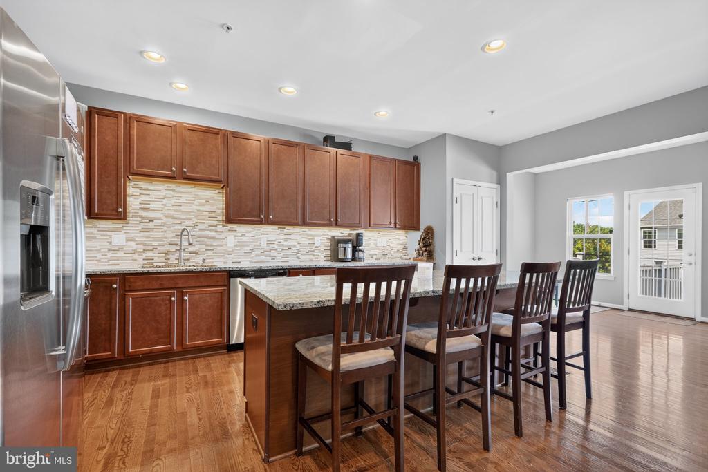 1551 EMILY COURT