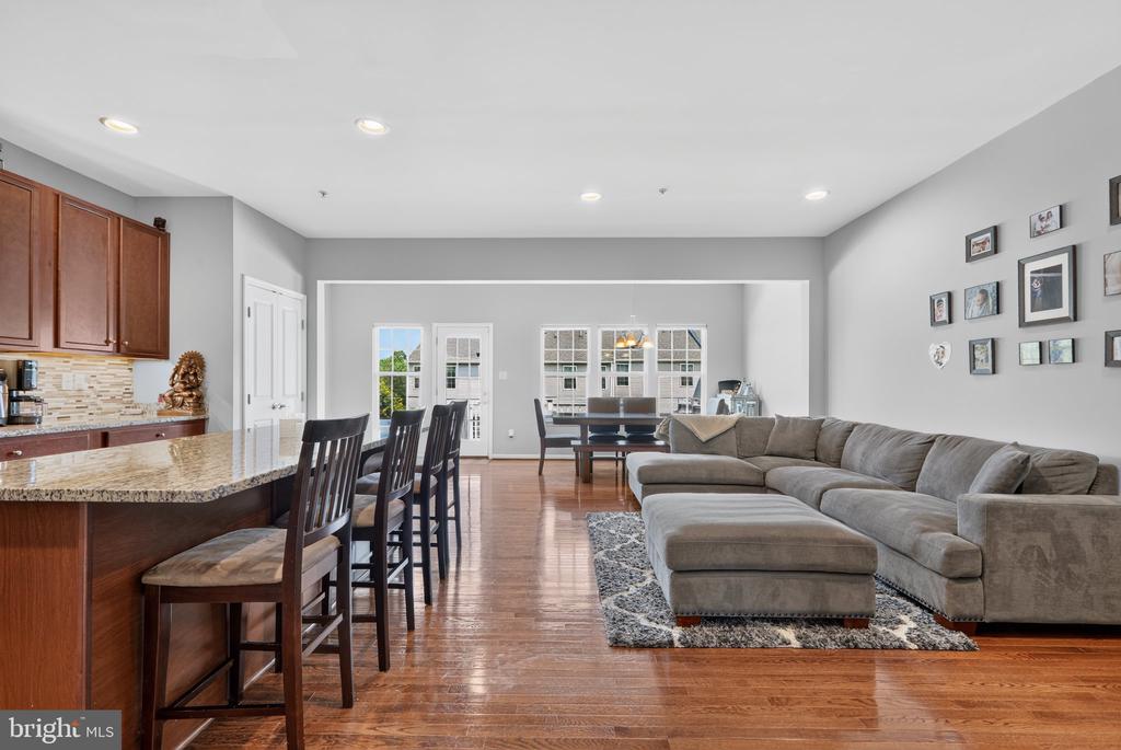 1551 EMILY COURT