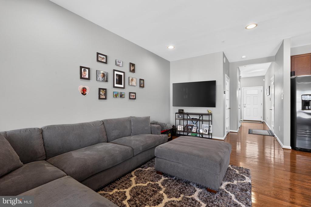 1551 EMILY COURT