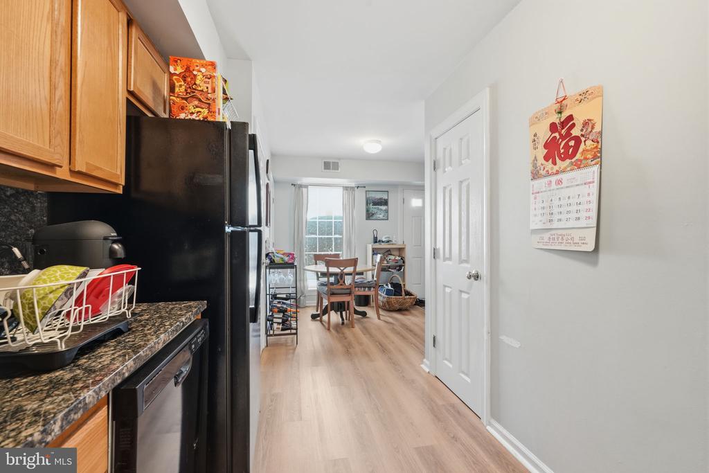 1003 MIDDLETON PLACE