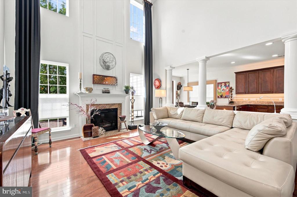 425 PRIMROSE DRIVE