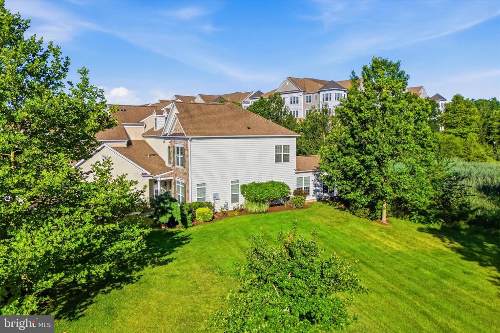425 PRIMROSE DRIVE