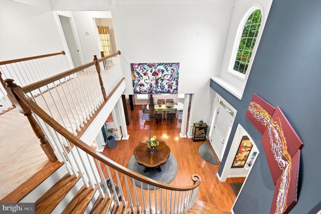 425 PRIMROSE DRIVE