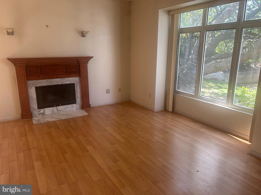 1704 NAOMIS COURT Unit: 1704