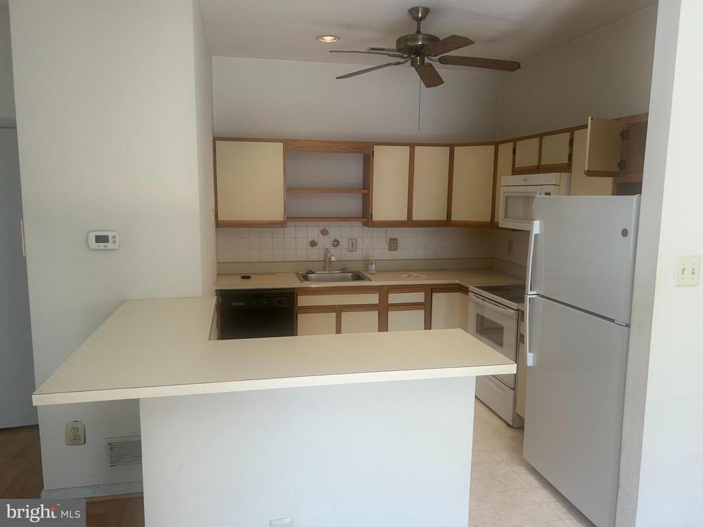 1704 NAOMIS COURT Unit: 1704