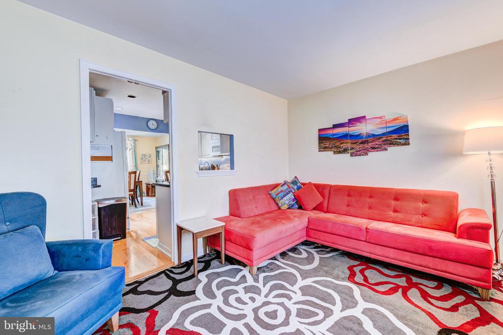 114 PINECREST LANE