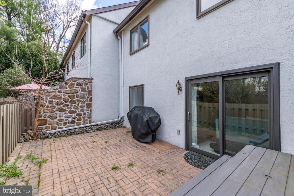 114 PINECREST LANE