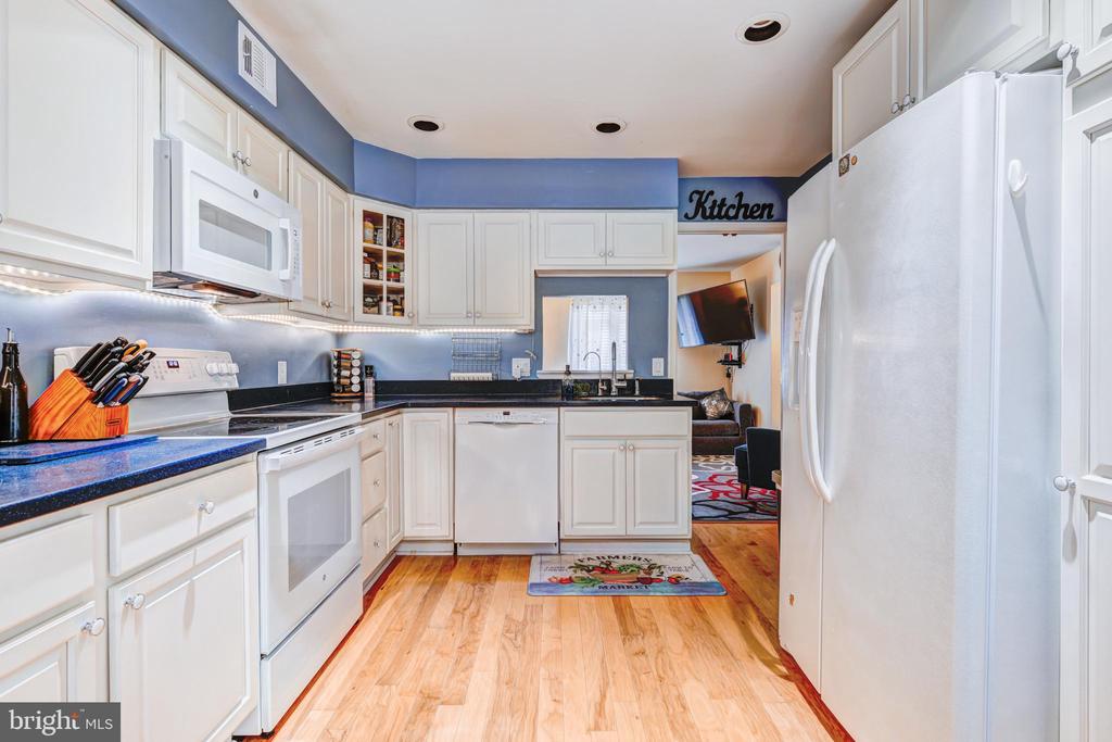 114 PINECREST LANE