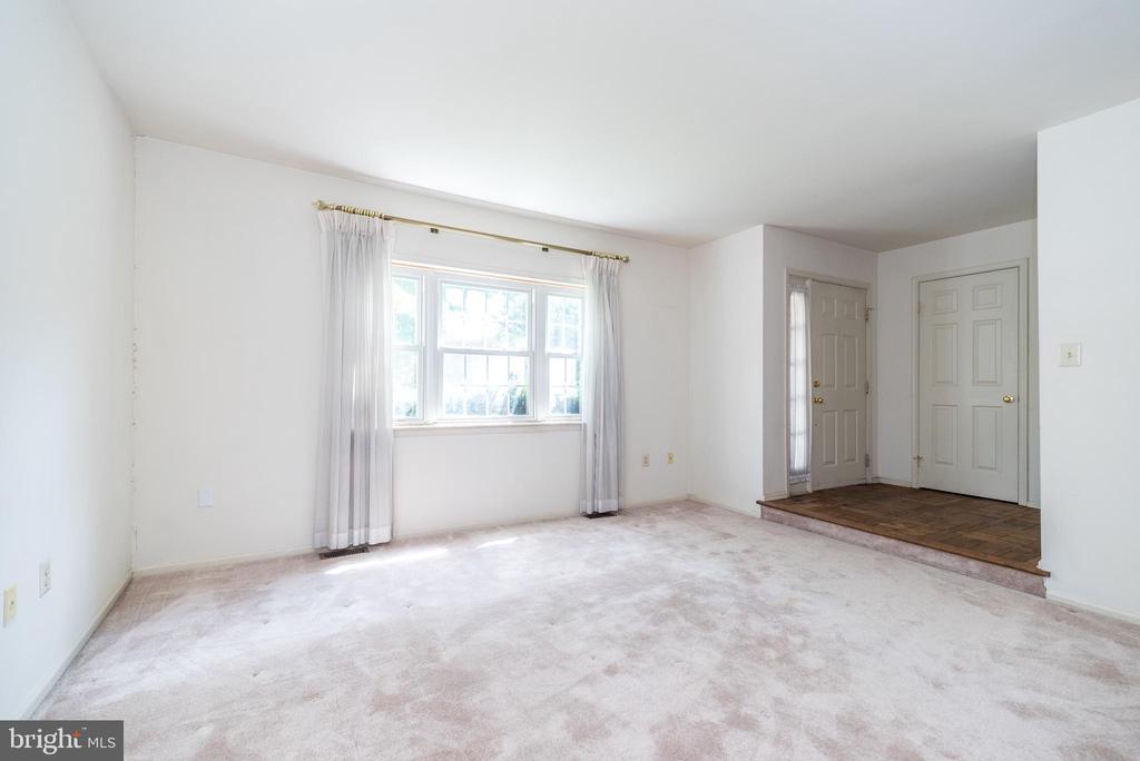 1522 SALAWAY COURT