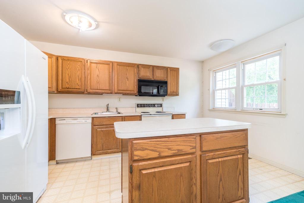1522 SALAWAY COURT