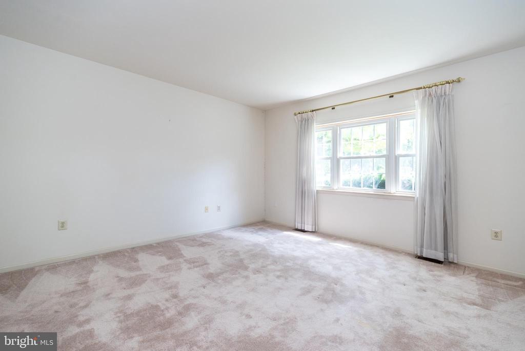 1522 SALAWAY COURT
