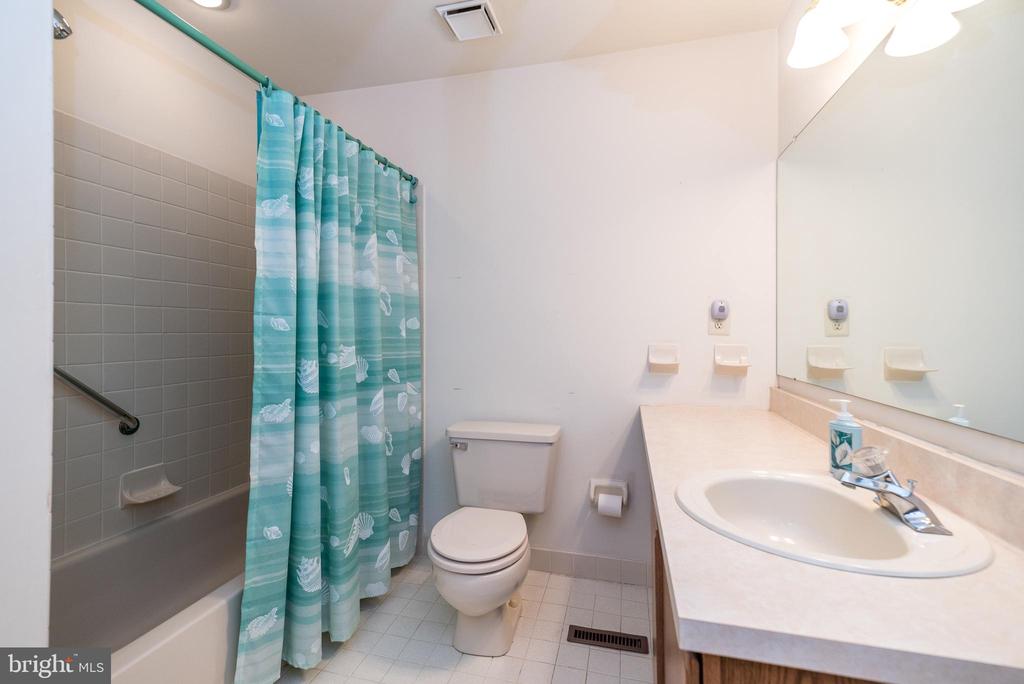 1522 SALAWAY COURT