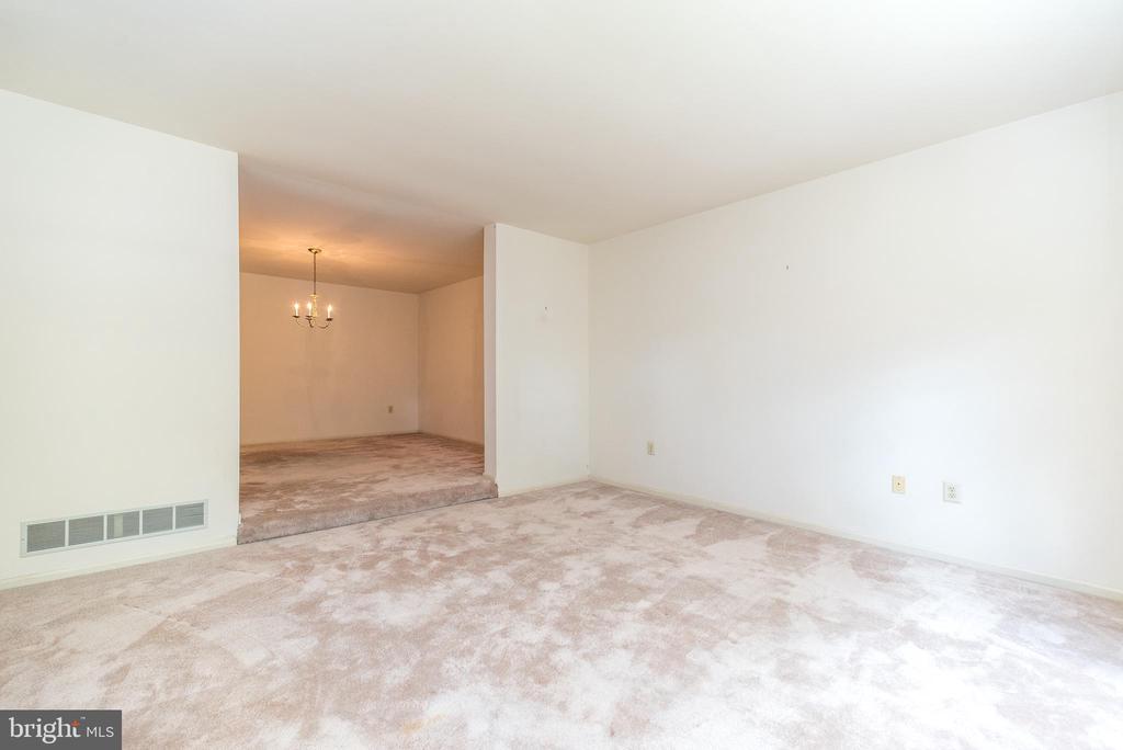 1522 SALAWAY COURT