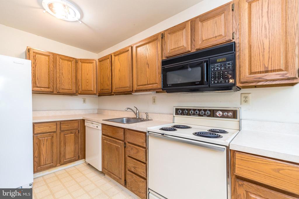 1522 SALAWAY COURT