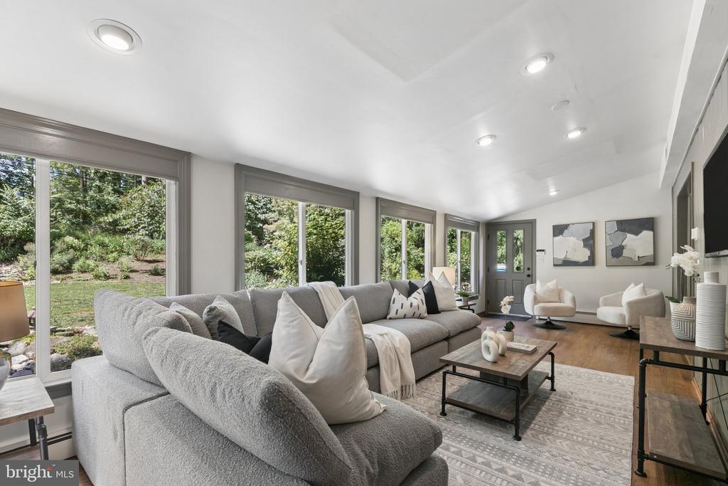 713 ALENE ROAD