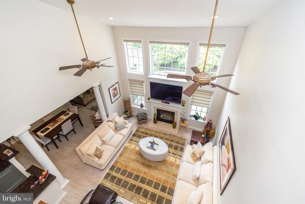 475 PRIMROSE DRIVE