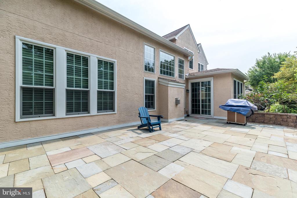475 PRIMROSE DRIVE
