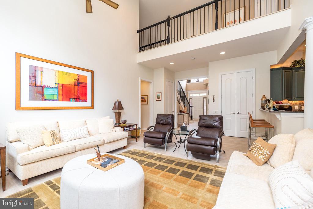 475 PRIMROSE DRIVE