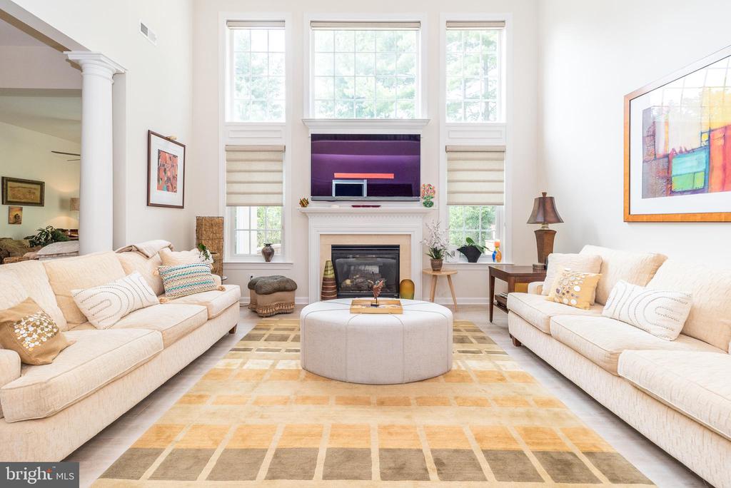 475 PRIMROSE DRIVE