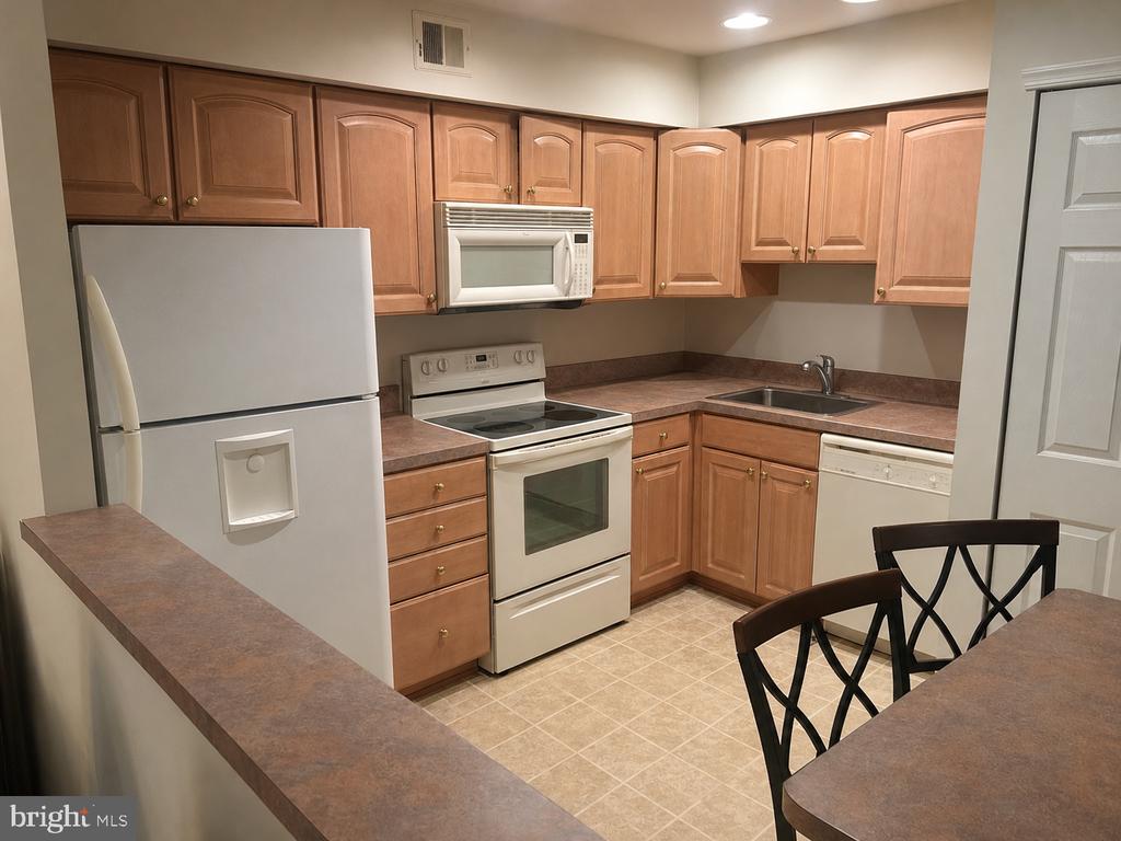 36 COVENTRY COURT Unit: 110 U-36