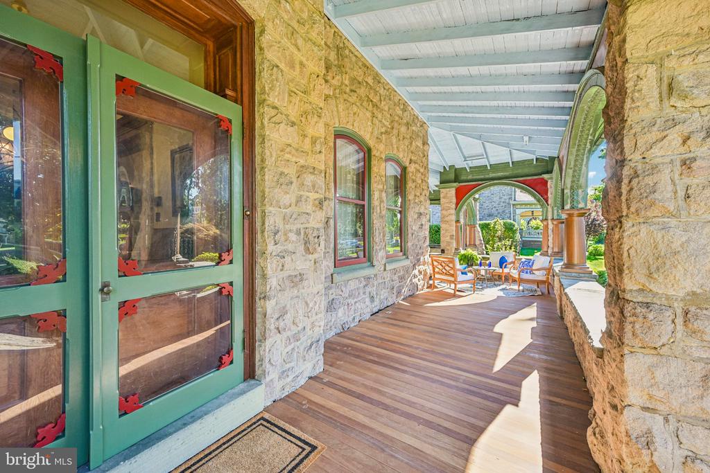 6 LINDENWOLD TERRACE