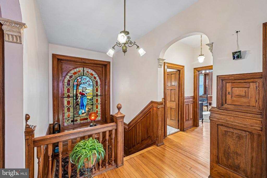 6 LINDENWOLD TERRACE