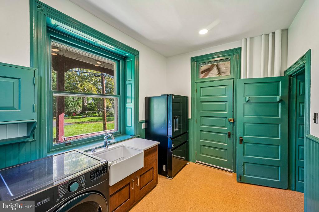 6 LINDENWOLD TERRACE