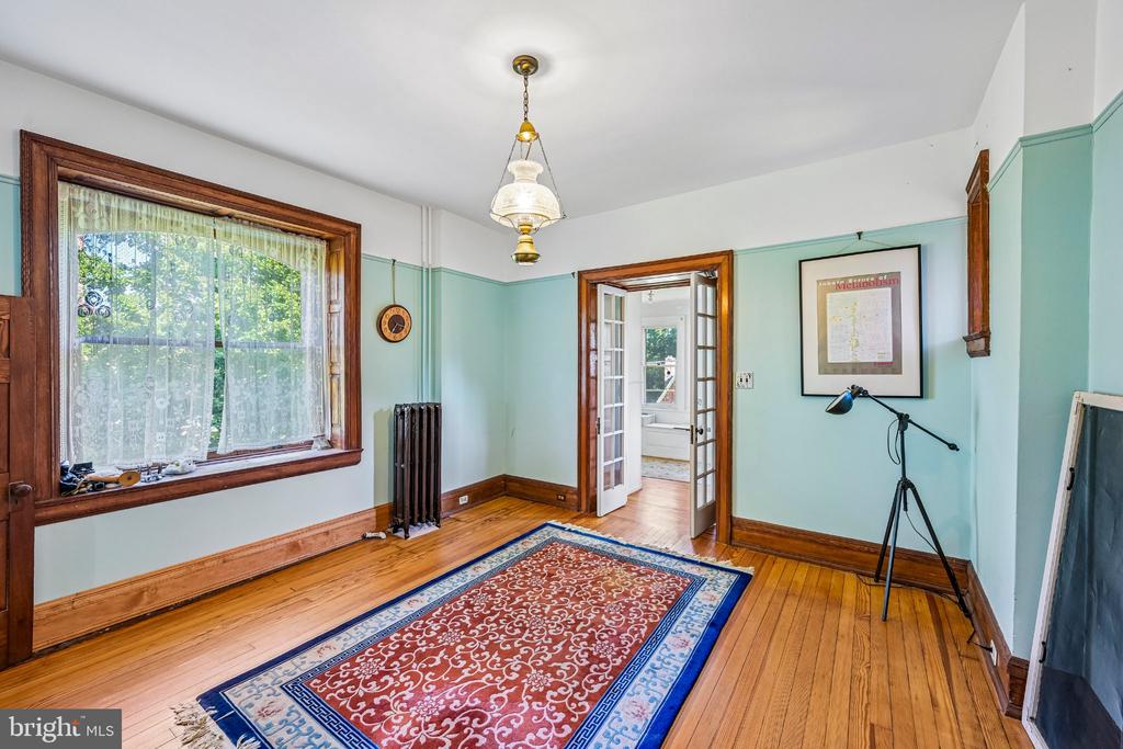6 LINDENWOLD TERRACE